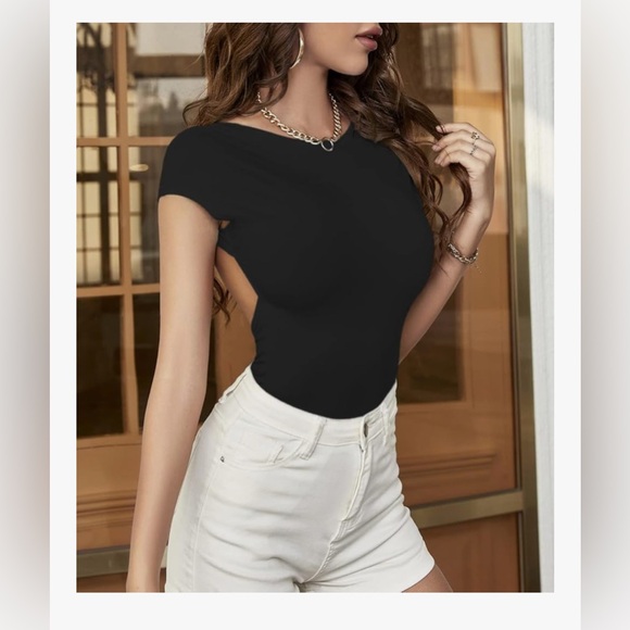 ForeFair Backless Black Short Sleeve Slim Fit Cropped Crewneck Size S - Picture 2 of 7